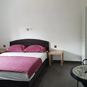 apartmani-star.hotelinzadar.com/